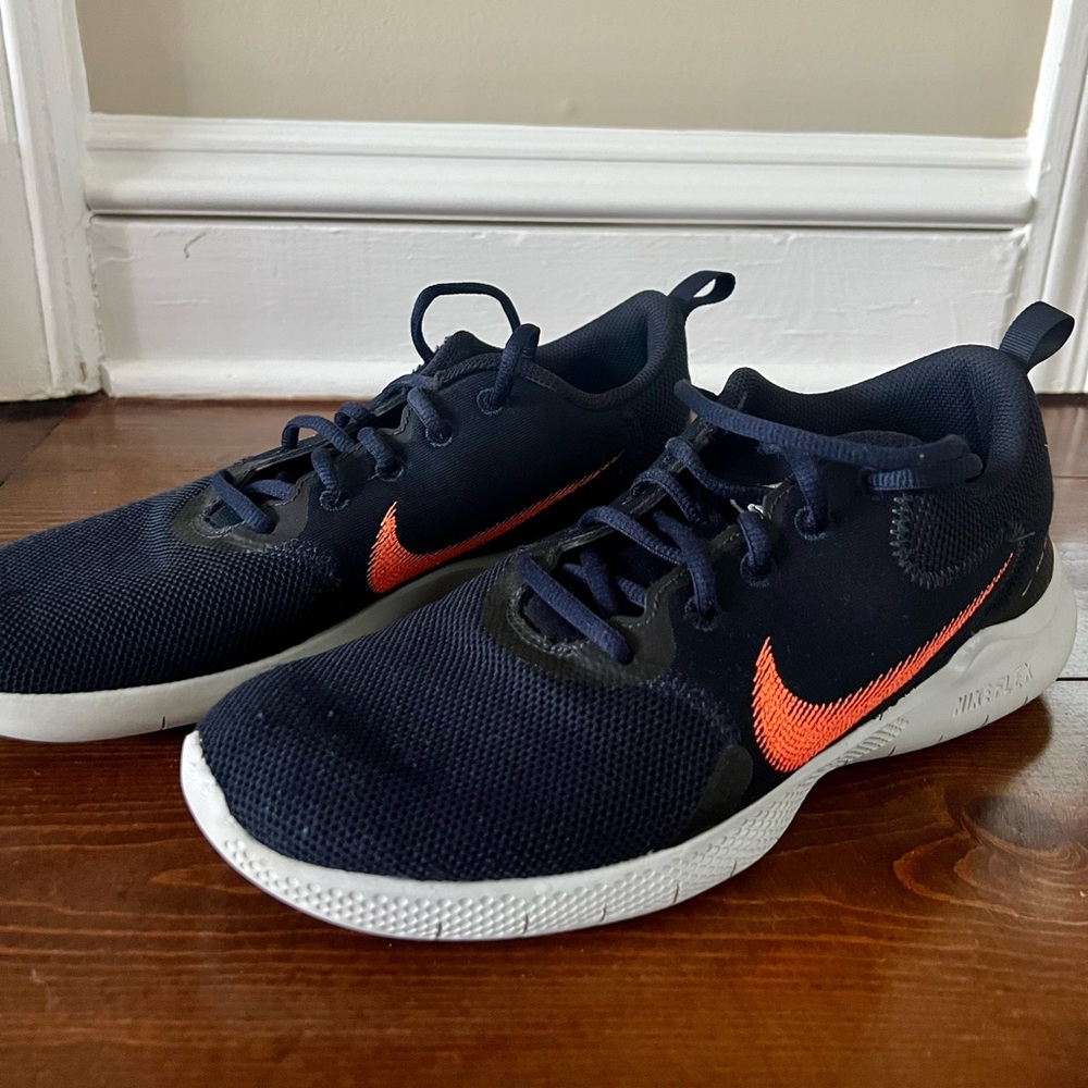 Nike Men Sneakers Gem